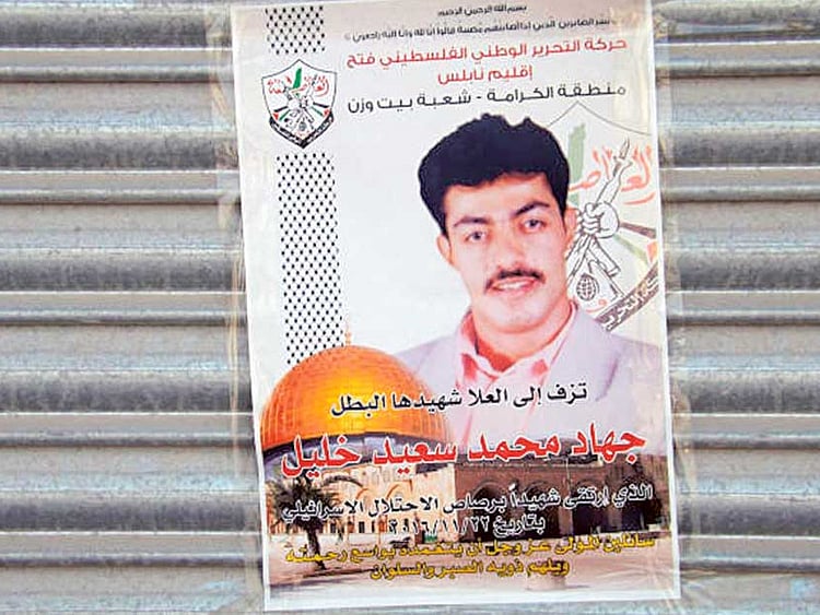 1.1935910-2681735632