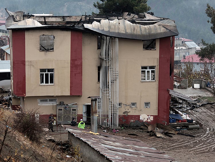 1.1937922-2135484200