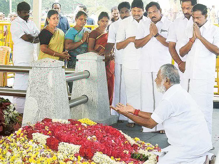 1.1943024-3724894131