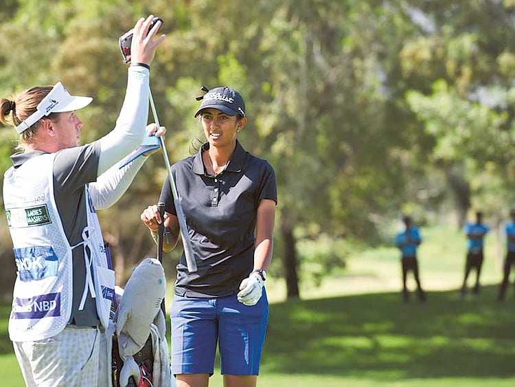 1.1943193-2516280567