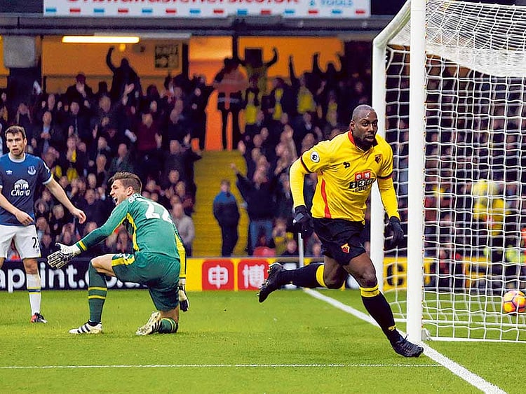 1.1943196-4206238709