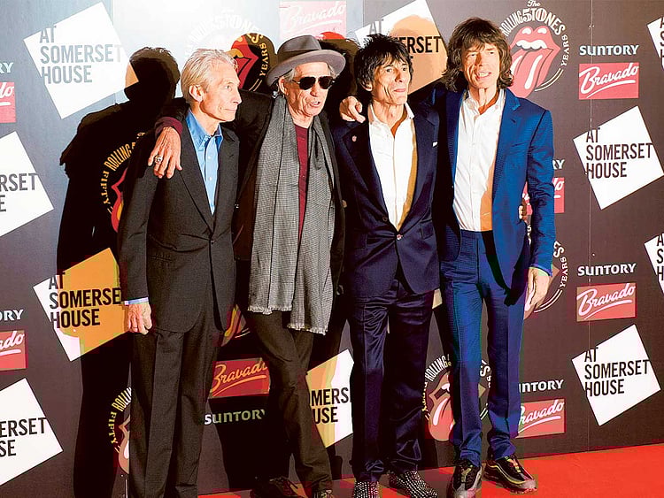 1.1943271-2954792064