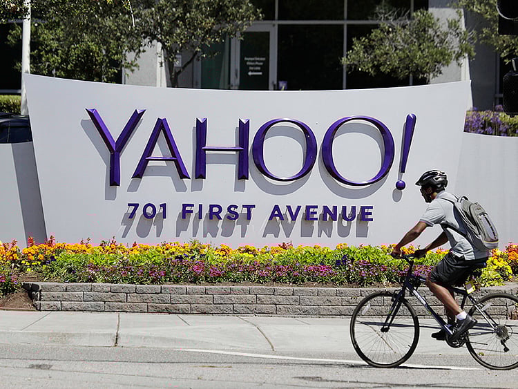 1.1946856-2410705668