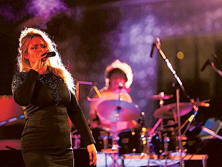 1.1947658-3475938014