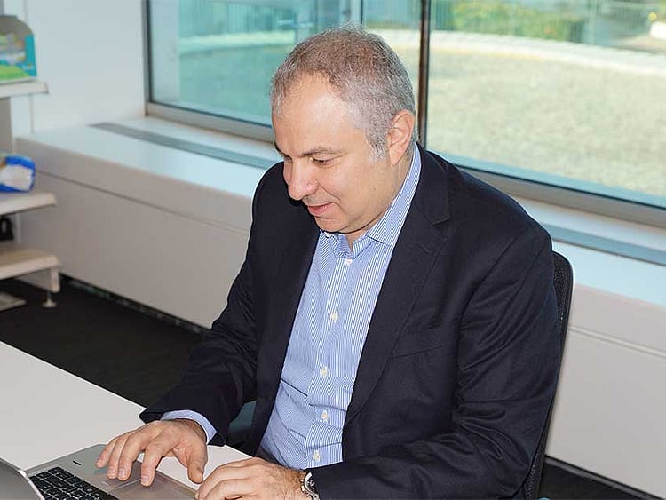 1.1939146-1756765385