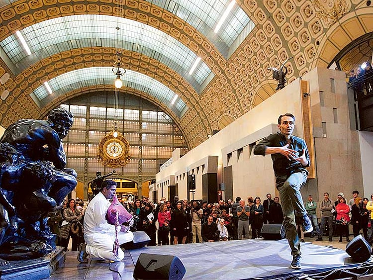 1.1939252-2737274333