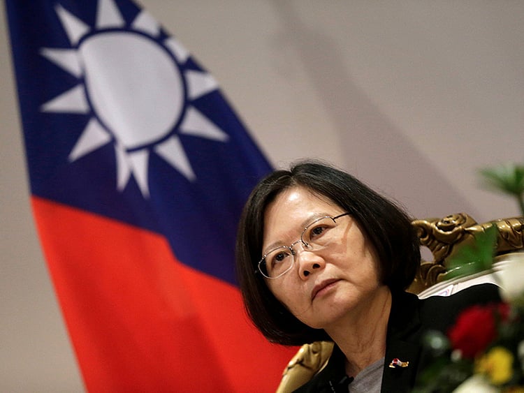 1.1939628-4104062140