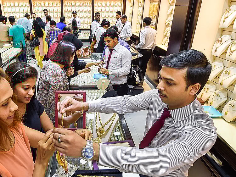 1.1940210-2759907805