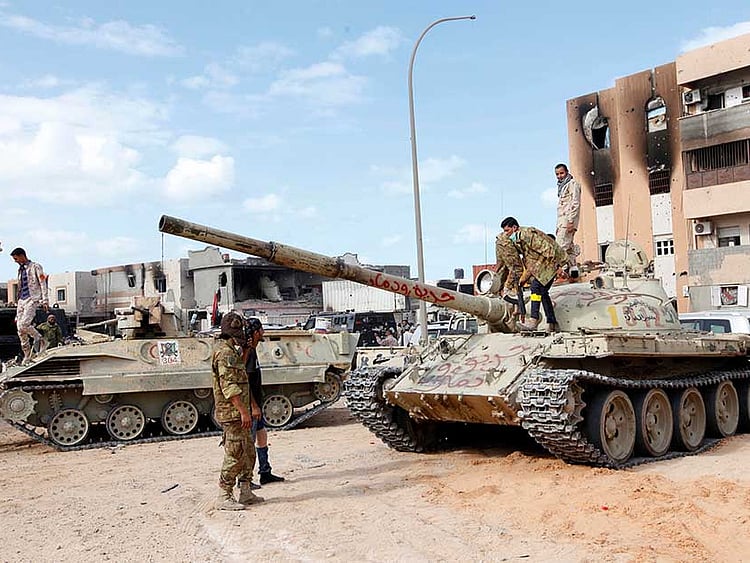 1.1940347-2740010288