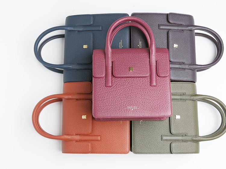 1.1940676-2328772420