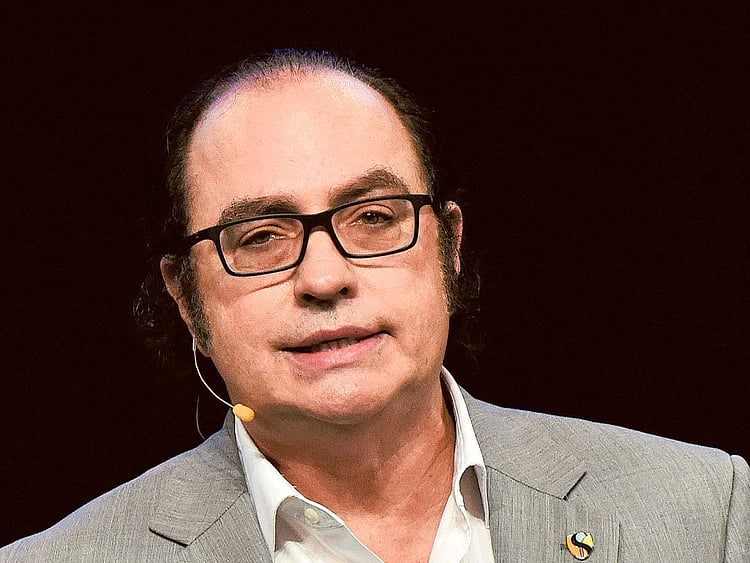 1.1669648-3356810298