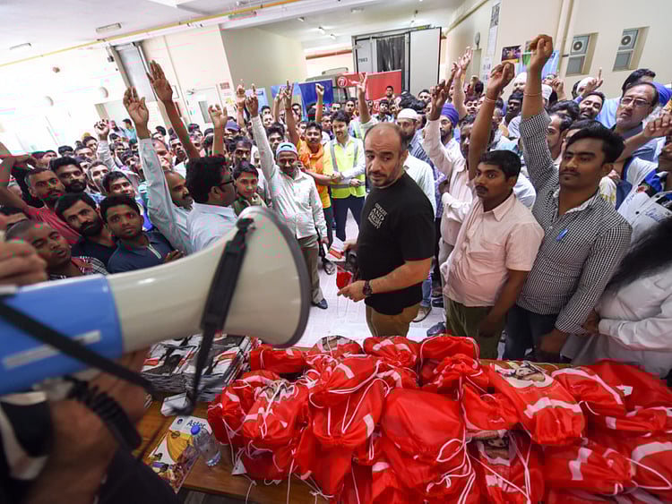 1.1680162-3749142131