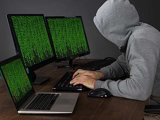 Minor hacker who broke into Twitter CEO's account arrested