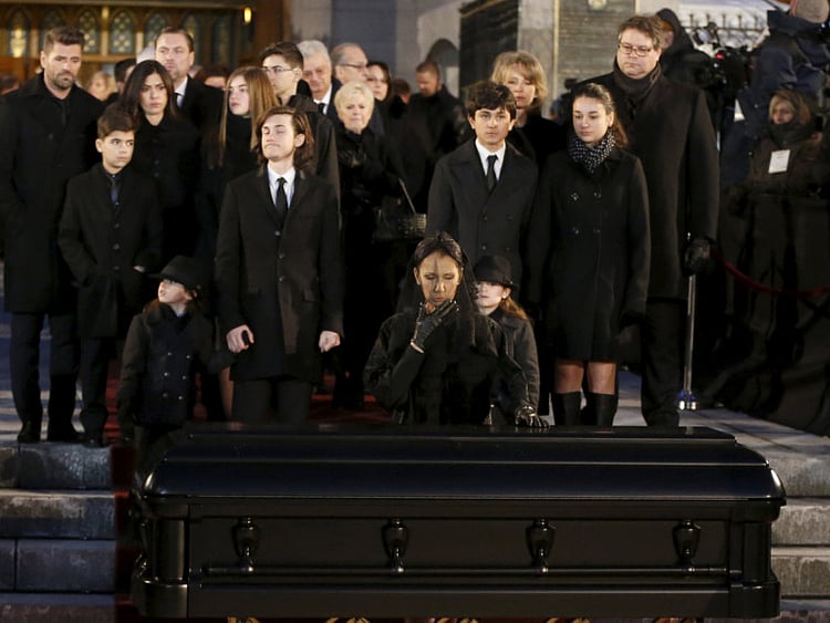 1.1666410-2135779239