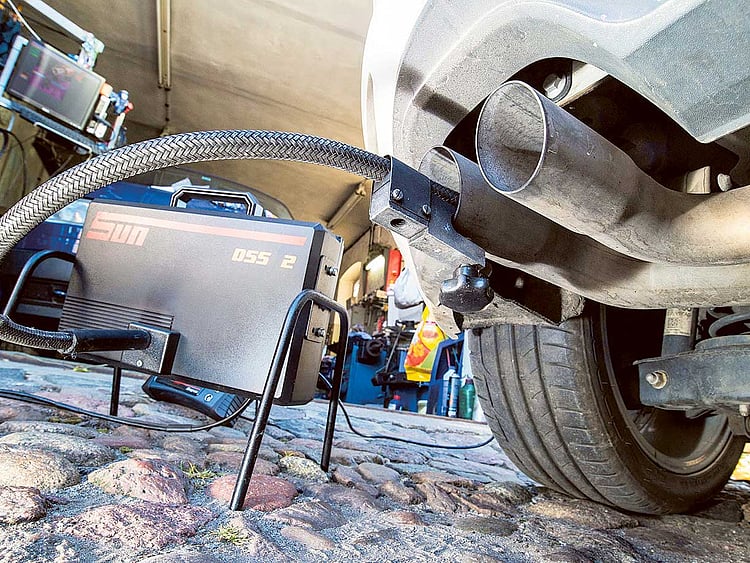 1.1668241-1054731003