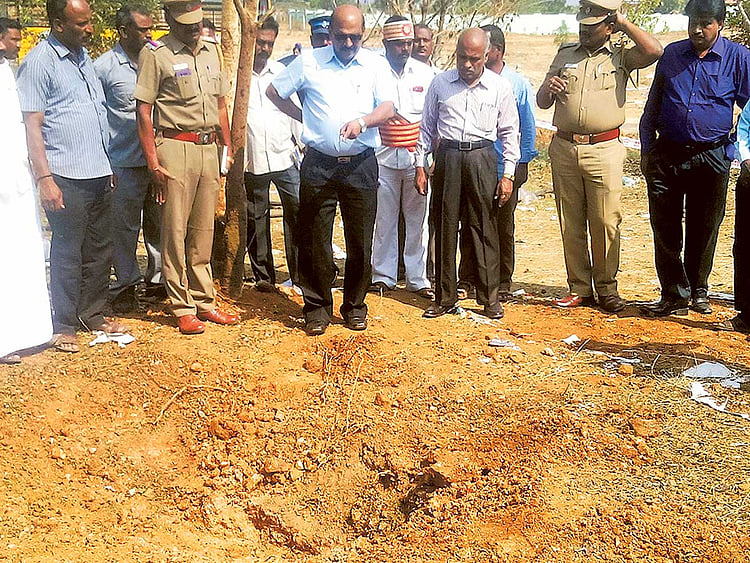 1.1669279-1559152378