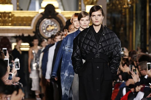 1.1687806-4175998809