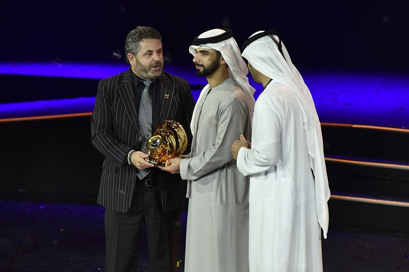 1.1690360-3281764156