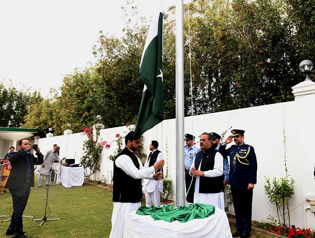 1.1696208-4090269664