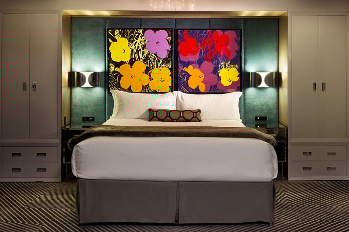 1.1699329-1812883907