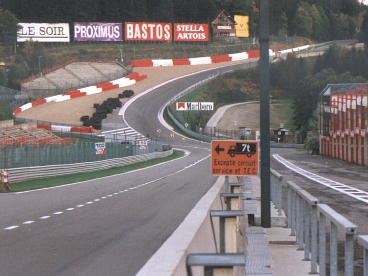 1.1683521-3211306455