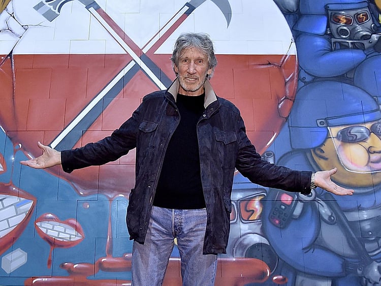 1.1684453-4136385698