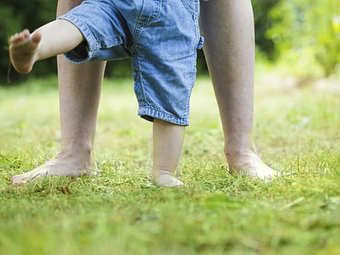 Why kids should go barefoot more