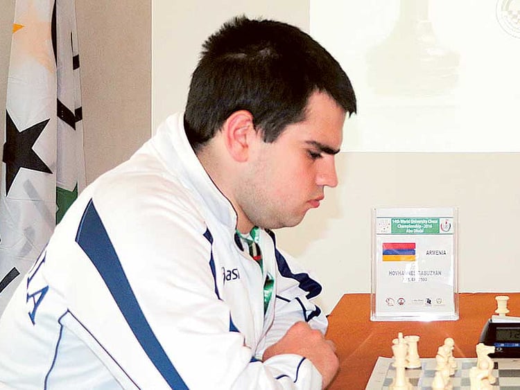 1.1713094-2826770190