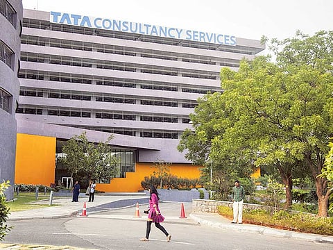 It will be a big deal for Tata Consultancy Services to snap up the Deutsche Bank tech unit. And lessen the German bank's burden of having to lay off any of Postbank's 1,400 workforce.