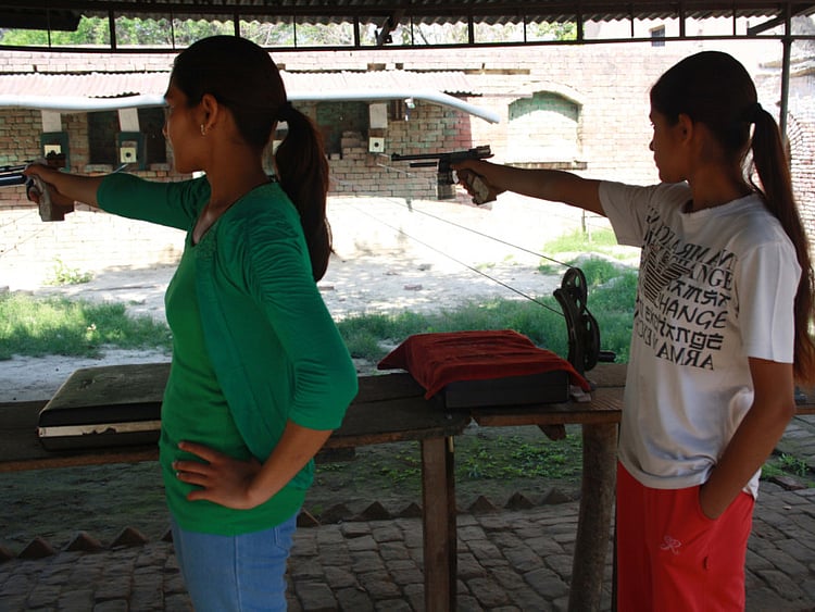 1.1717506-3174795640