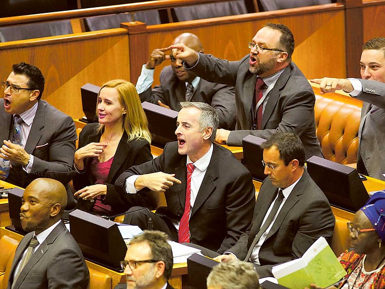 1.1704394-4065553322