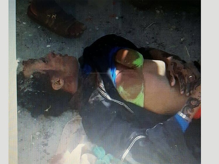 1.1825638-2571846926