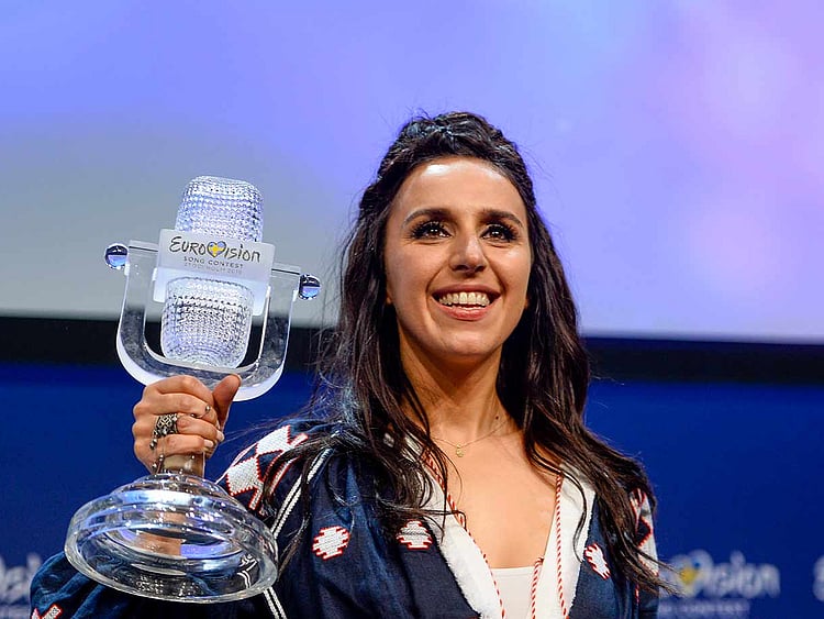 1.1827698-3801293144