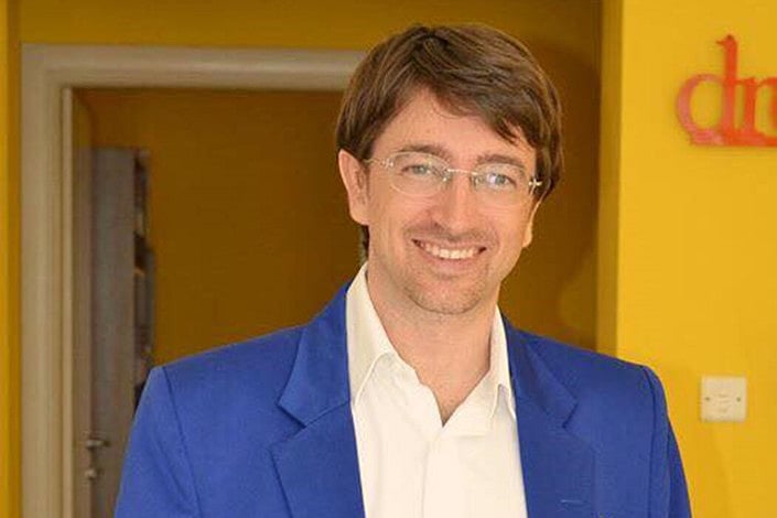 1.1816743-2477900069