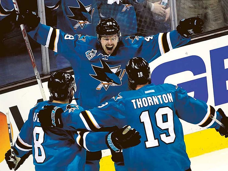 1.1831410-3693338513