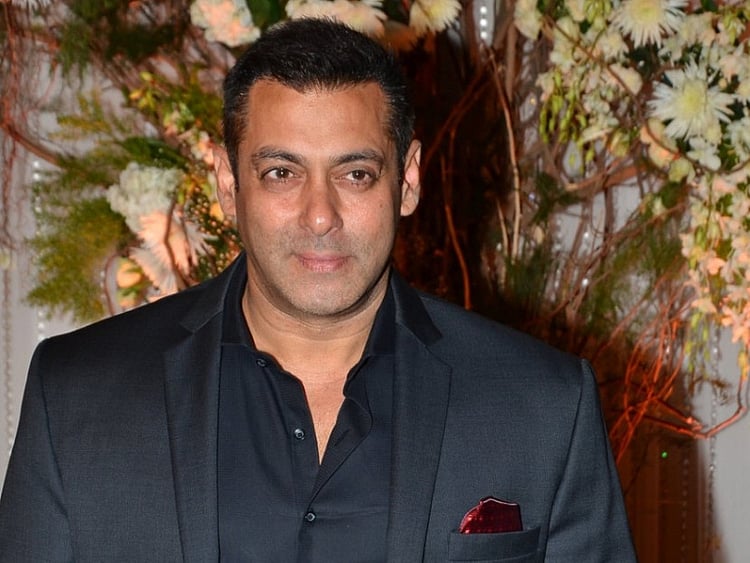 1.1832373-3476061741