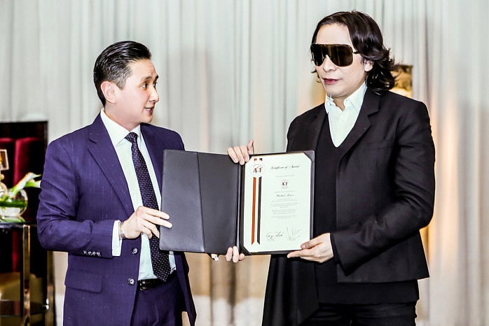 1.1832388-2639578412