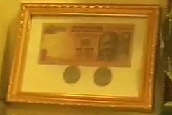 Sonu Nigam surprises ‘fan’ who gave him Rs12