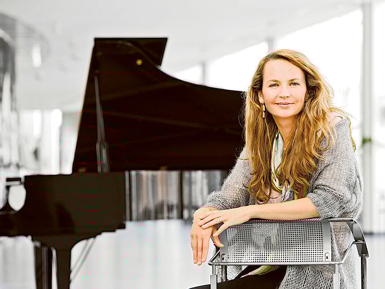 1.1833667-4007038082