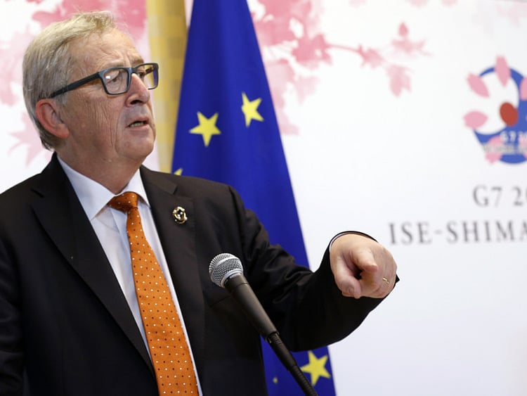 1.1835924-2587089487