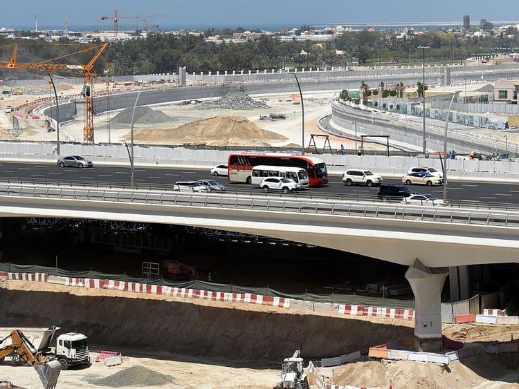 1.1836295-1604635742