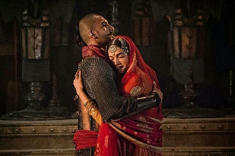 ‘Bajirao Mastani’ leads IIFA nominations with 8