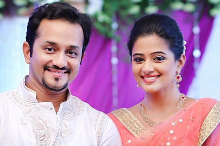 Priyamani gets engaged