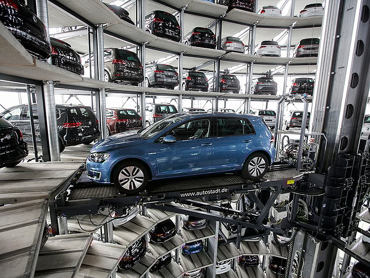 1.1837937-3813745917