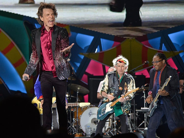 1.1818309-2226622406