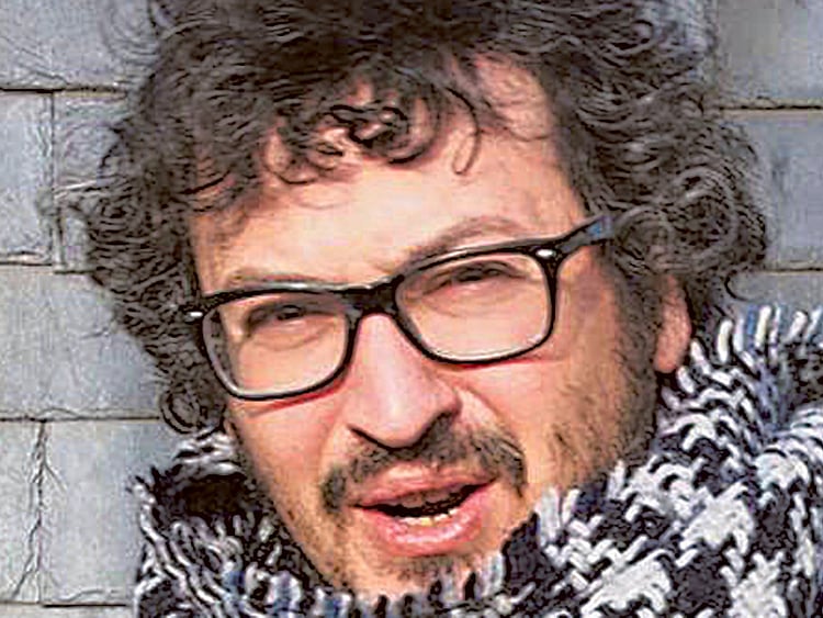 1.1821242-1651936033