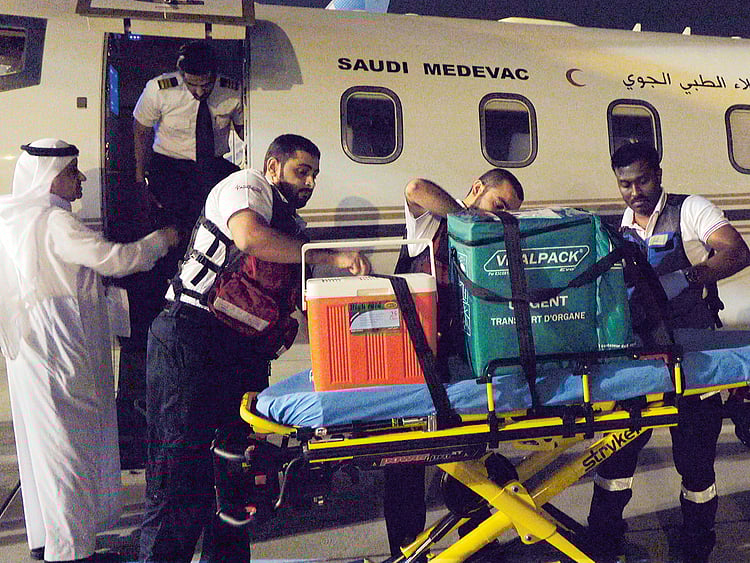 1.1846995-2737274333