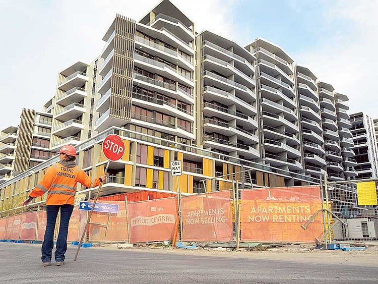 1.1848537-2800679828