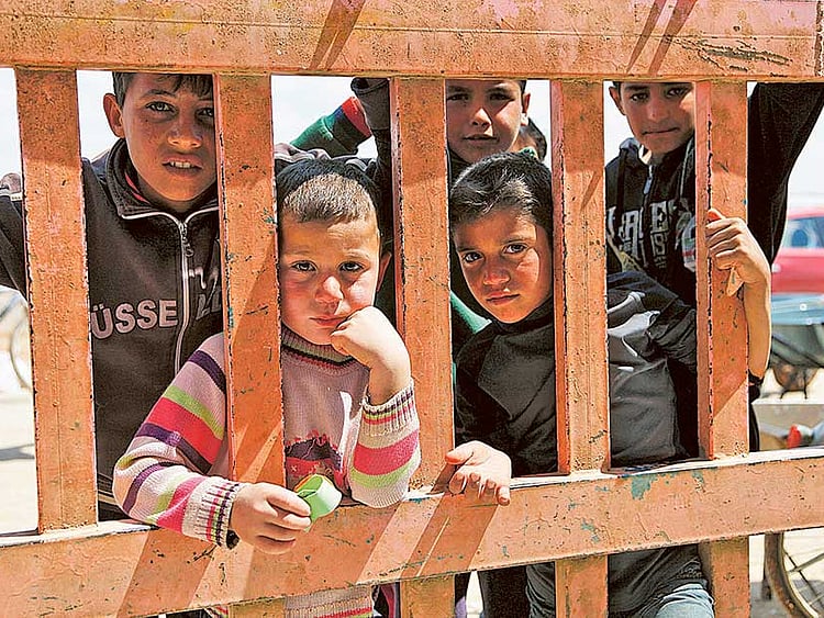 1.1839351-1477643528