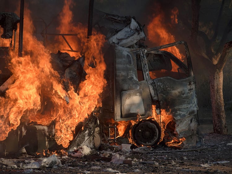 1.1849881-2283877519